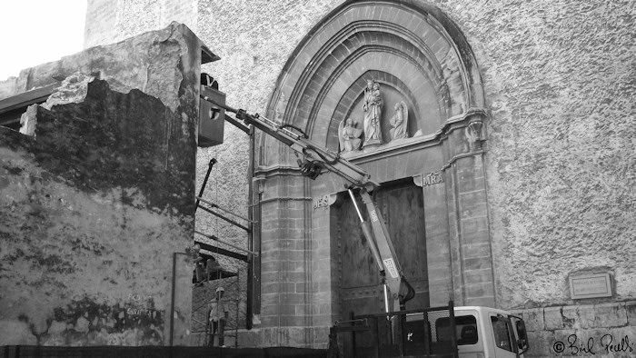 Esbucament illeta Pla�a Pollen�a 1